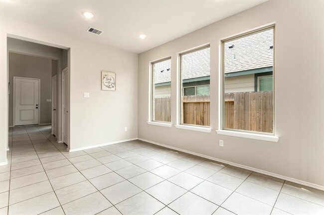Building Photo - 5014 Aspen Orch Dr