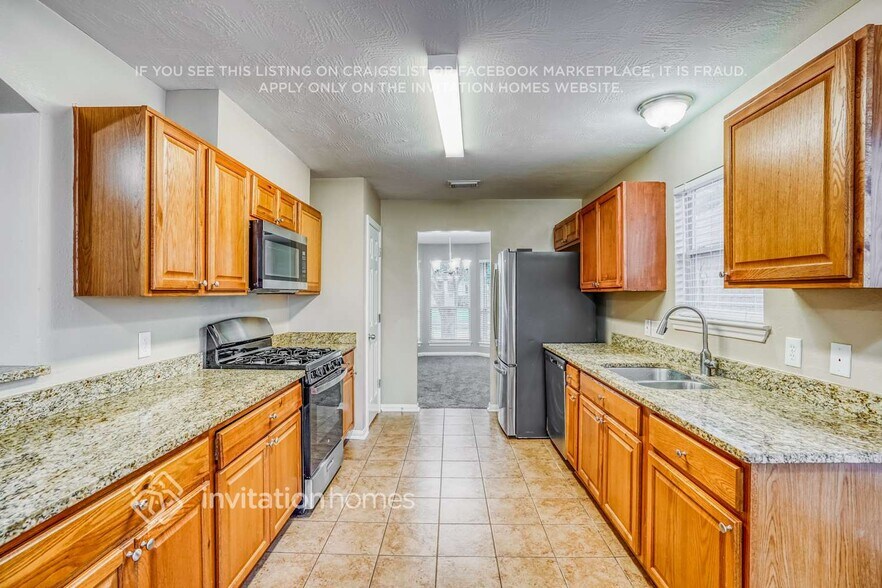 Building Photo - 3914 Liberty Square Trail
