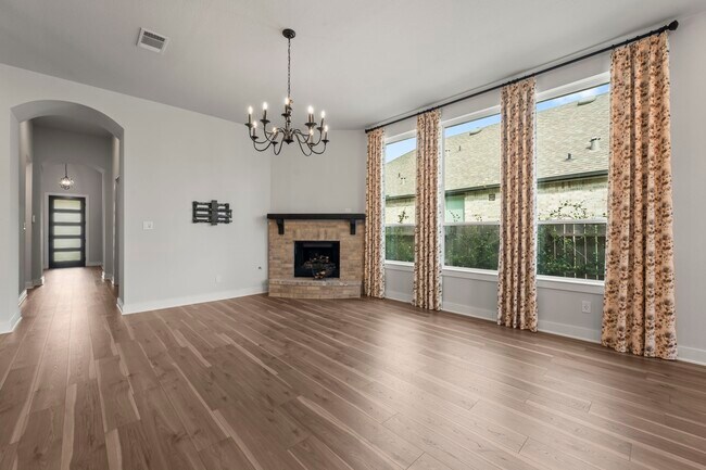 Building Photo - 17151 Sandstone St