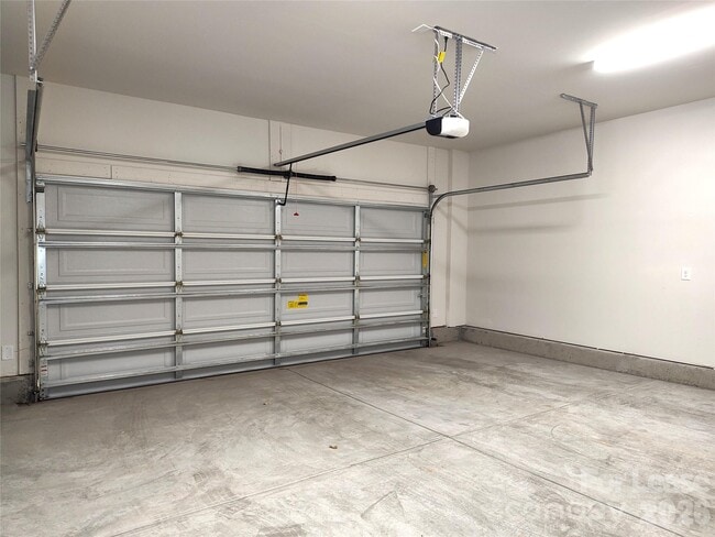 Building Photo - 8823 Arrington Hall Dr