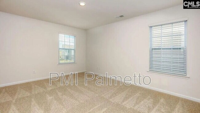 Building Photo - 2050 Elmridge Rd