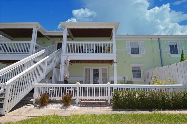 Building Photo - 5245 Coquina Key Dr SE