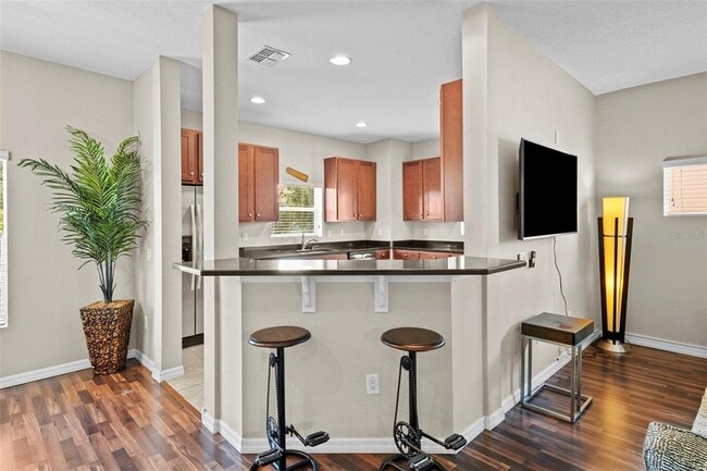 Building Photo - 3625 Bay Heights Way