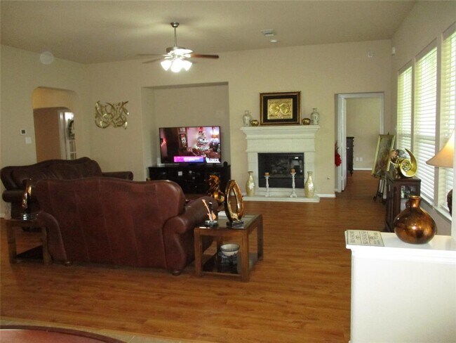 Building Photo - 13203 Barons Cove Ln