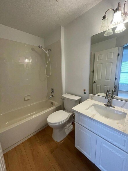 Building Photo - 5033 Prairie View Way