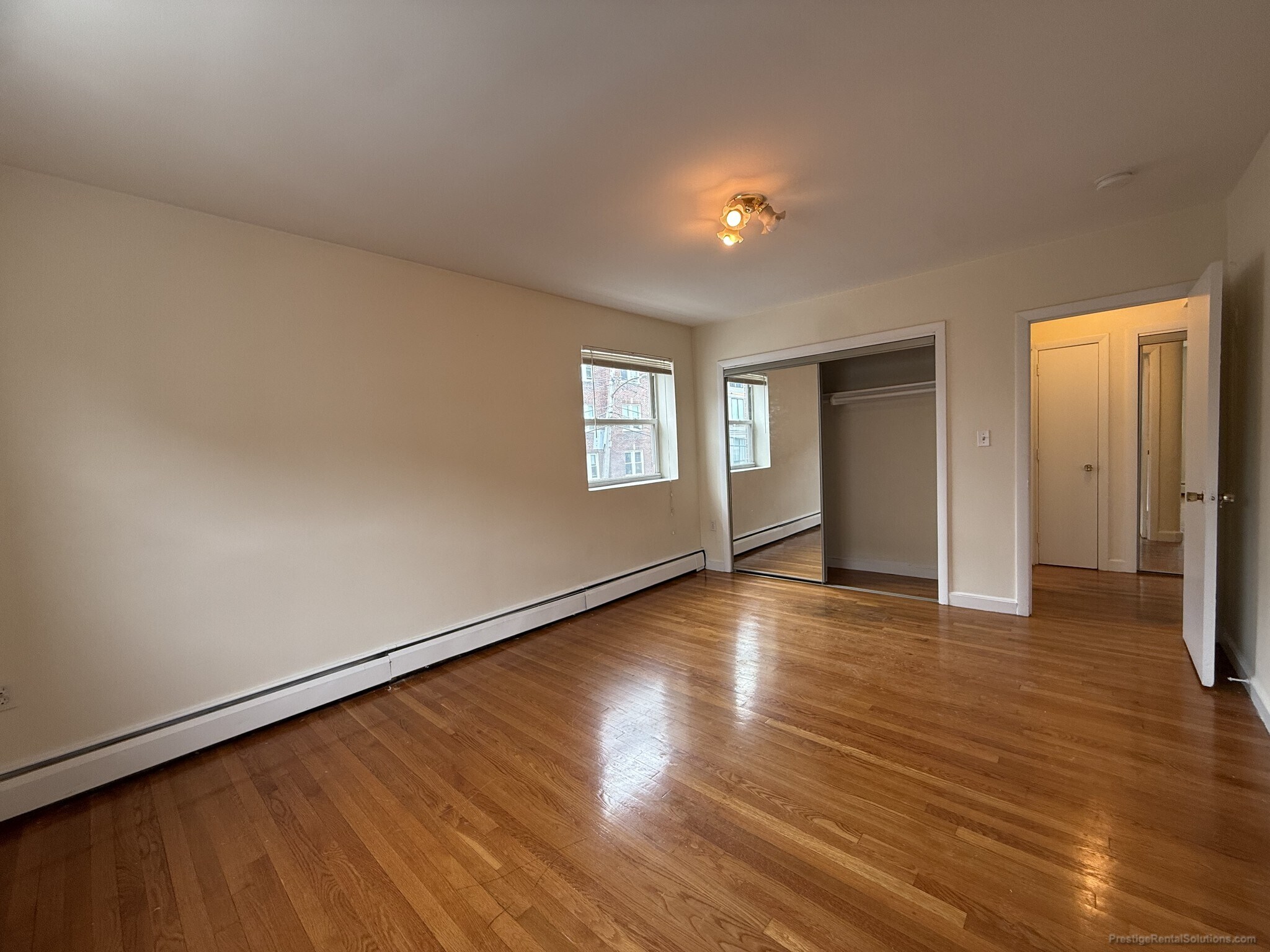 Building Photo - 38 Gardner St