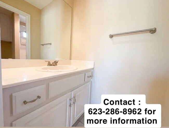 Building Photo - 2741 Barrington Dr