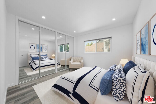 Building Photo - 646 Tularosa Dr