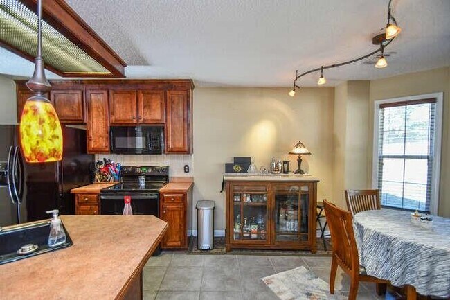 Building Photo - 886 Jefferson Walk Cir