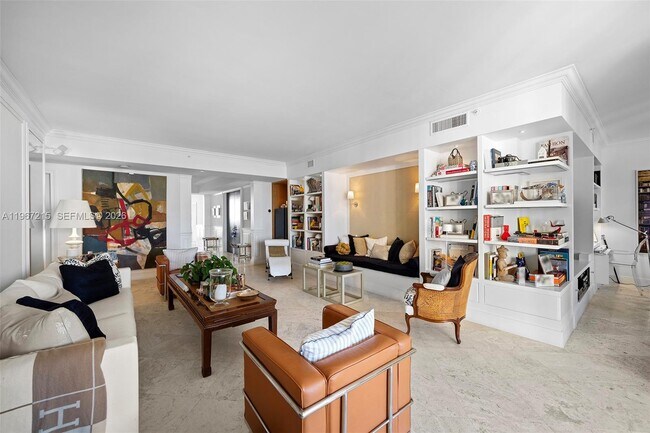 Building Photo - 789 Crandon Blvd