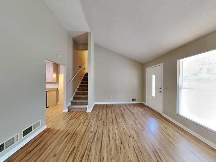 Building Photo - 1734 Jajef Ave