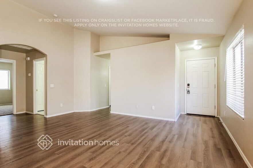 Building Photo - 6832 W Rancho Dr