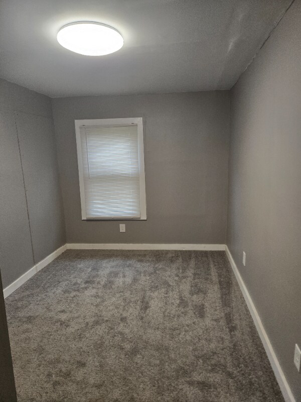 Building Photo - 2123 Highland Ave