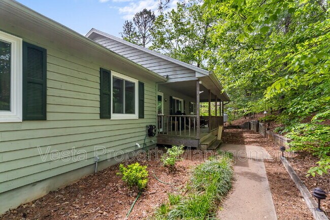 Building Photo - 857 Reems Creek Rd