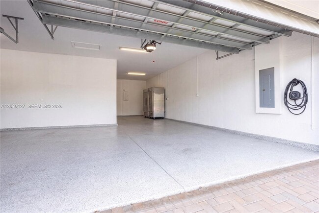 Building Photo - 5850 Whippoorwill Cir