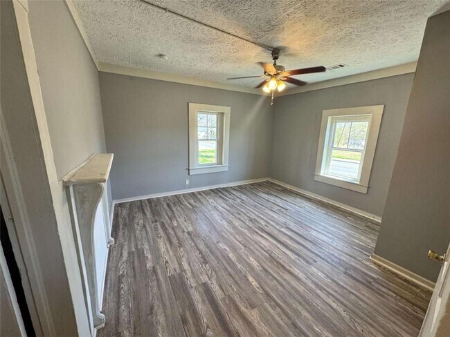 Building Photo - 74 M.L.K. Jr Dr