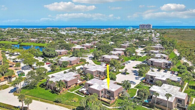 Building Photo - 2324 23rd Ct