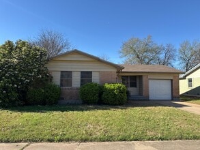 Building Photo - 1402 Missouri Ave