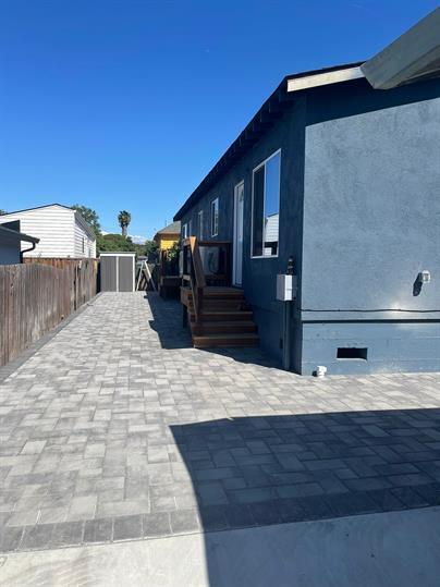 Building Photo - 818 Delmas Ave