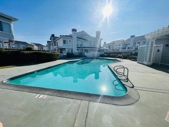 Building Photo - 596 Shoal Cir