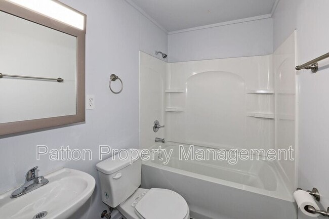 Building Photo - 3703 S Monroe St