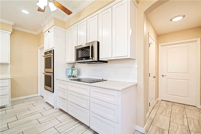 Building Photo - 4BR/3BA in Southside