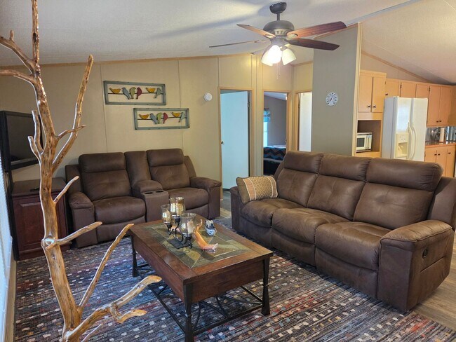 Building Photo - 112 Pine Knot Trail