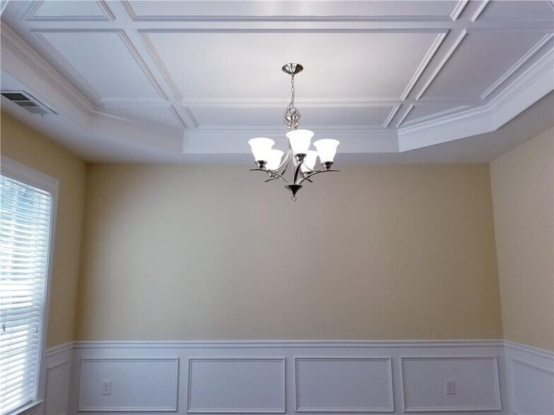 Building Photo - 3363 Stoneham Dr NW