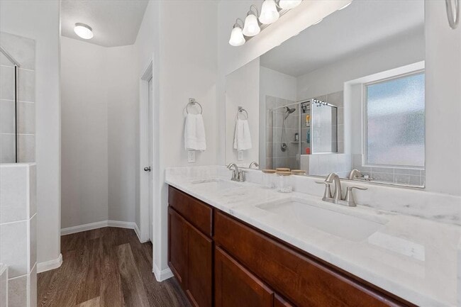 Building Photo - 3615 Spy Glass Hill Dr