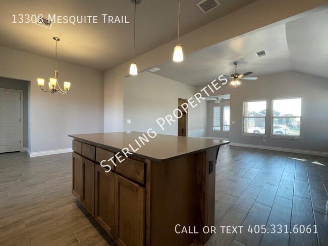 Building Photo - 13308 Mesquite Trl