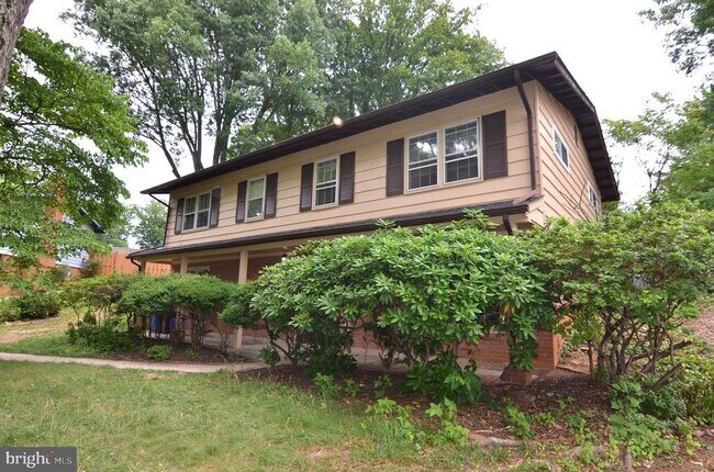 Building Photo - 14011 Eagle Ct