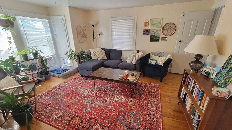 Building Photo - 1333 Connecticut St