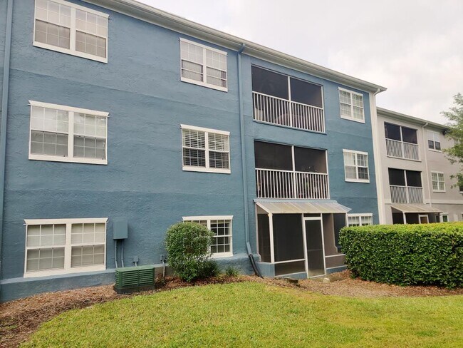 Building Photo - 8105 Olympia Ct
