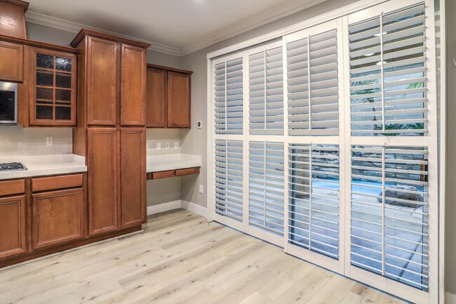 Building Photo - Calahonda