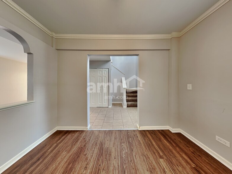 Building Photo - 3609 Old Renwick Trl