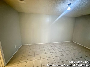 Building Photo - 7502 Oak Chase