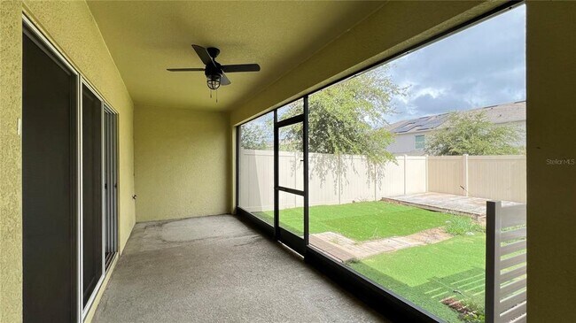 Building Photo - 9017 Alba Ln