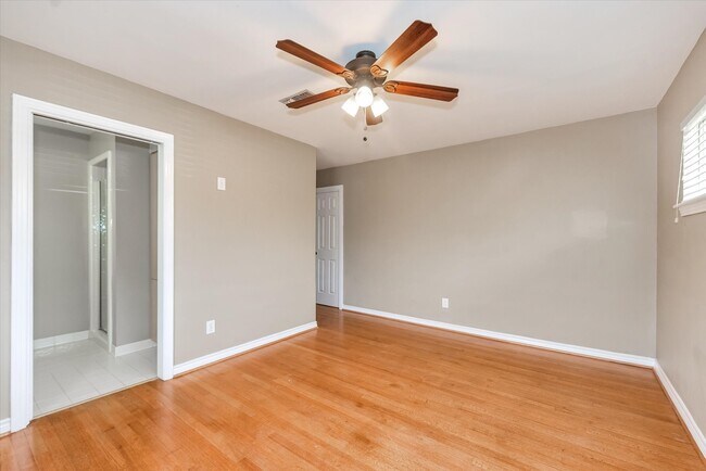 Building Photo - 5321 Pagewood Ln