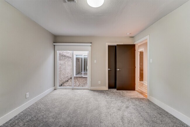 Building Photo - 1371 Beaujolais Ln