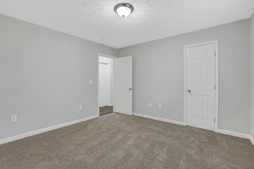 Building Photo - 24 Holly Creek Dr