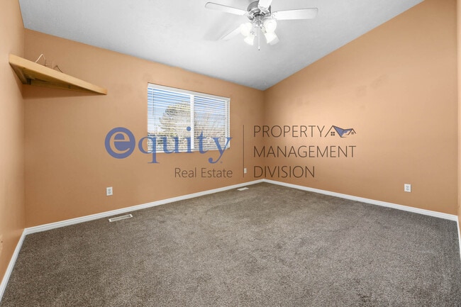 Building Photo - 377 E Newsome Park Ln