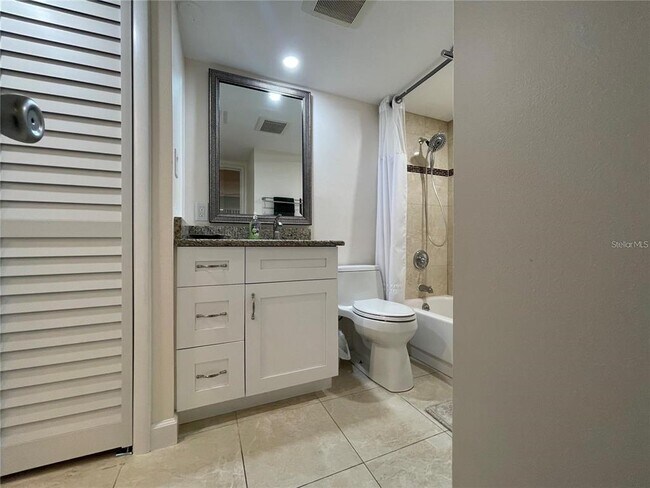 Building Photo - 7150 Sunset Way