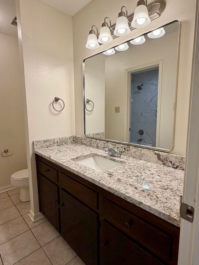 Building Photo - 402 Fawn Trail