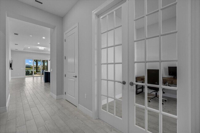 Building Photo - 10366 Northbrook Cir