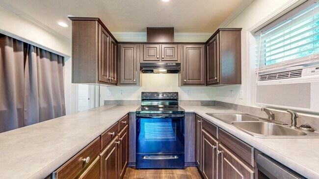 Building Photo - 5326 Briggs Ranch Rd