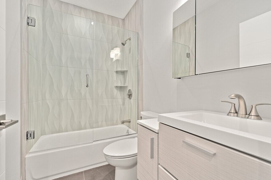 Building Photo - 9 Lithgow St