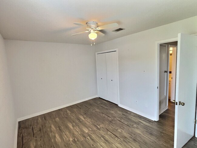 Building Photo - 2 Bedroom 2 Bathroom home in Biloxi, MS!