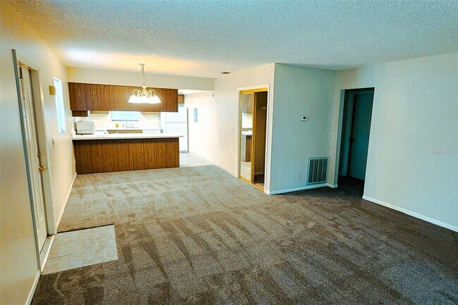 Building Photo - 1400 Tarpon Woods Blvd