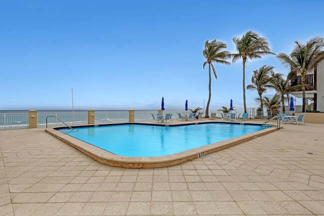 Building Photo - 3475 S Ocean Blvd