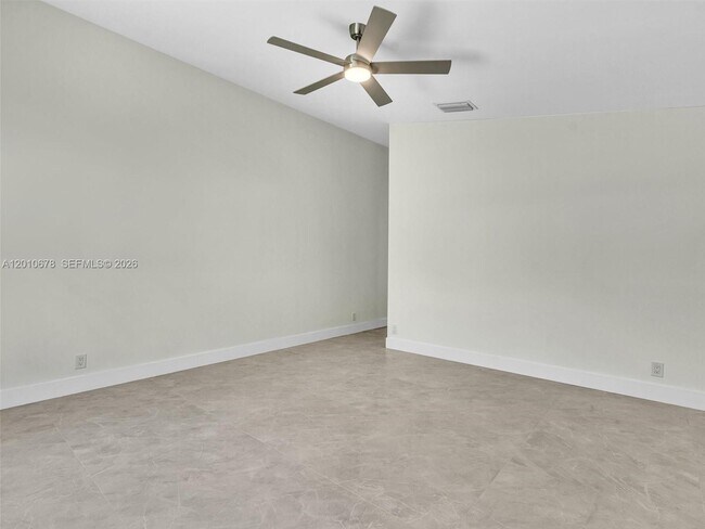 Building Photo - 3863 SW 53rd Pl